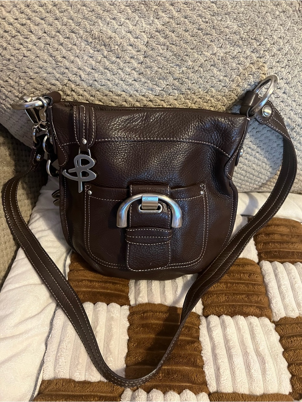 B Makowsky Dark Brown Leather Convertible Crossbody in EUC!